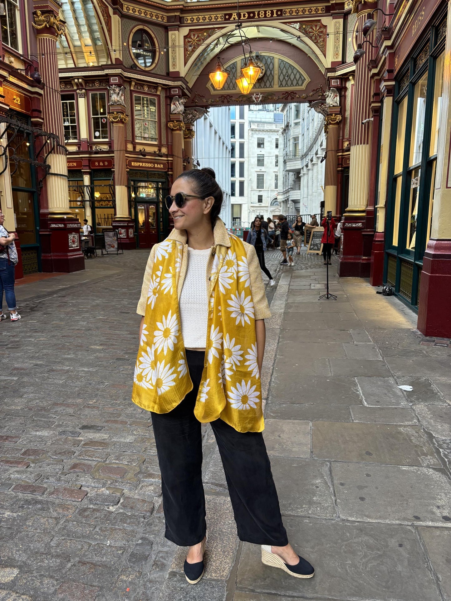 Laska Yellow Sunflowers