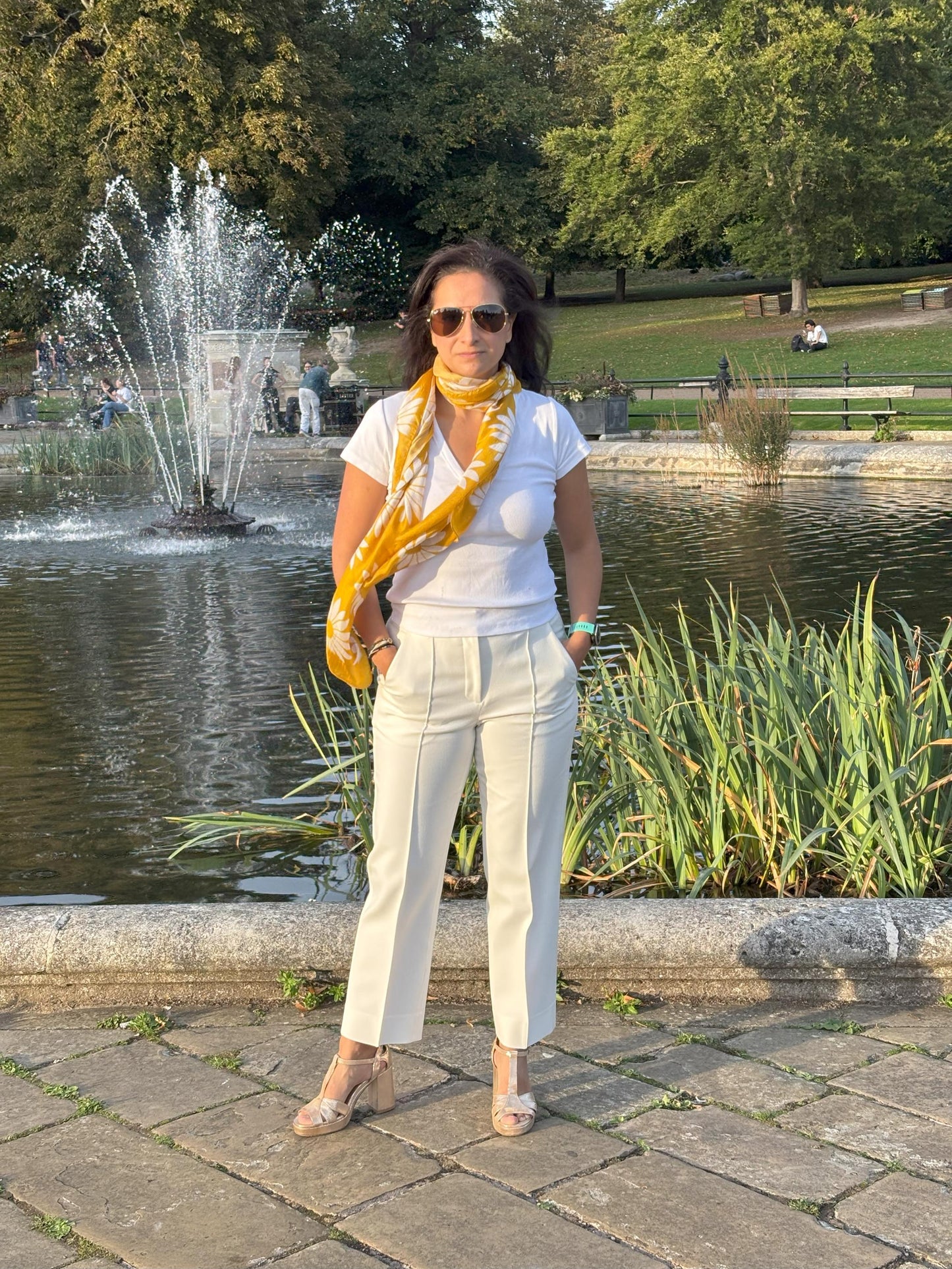 Laska Yellow Sunflowers