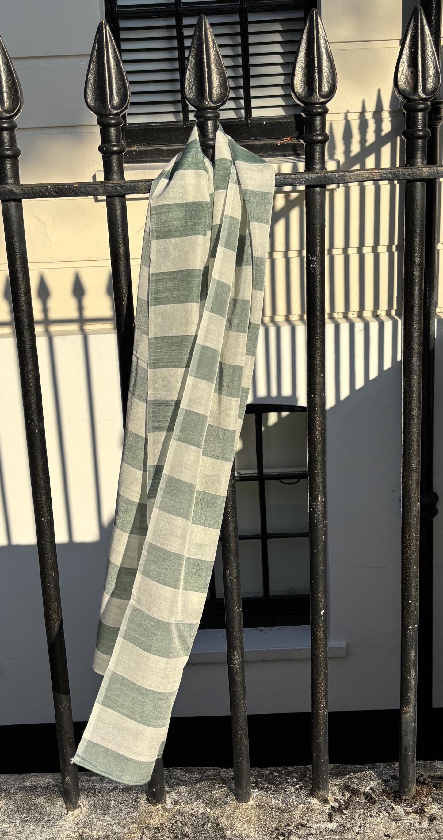 Leo Green/White Stripes